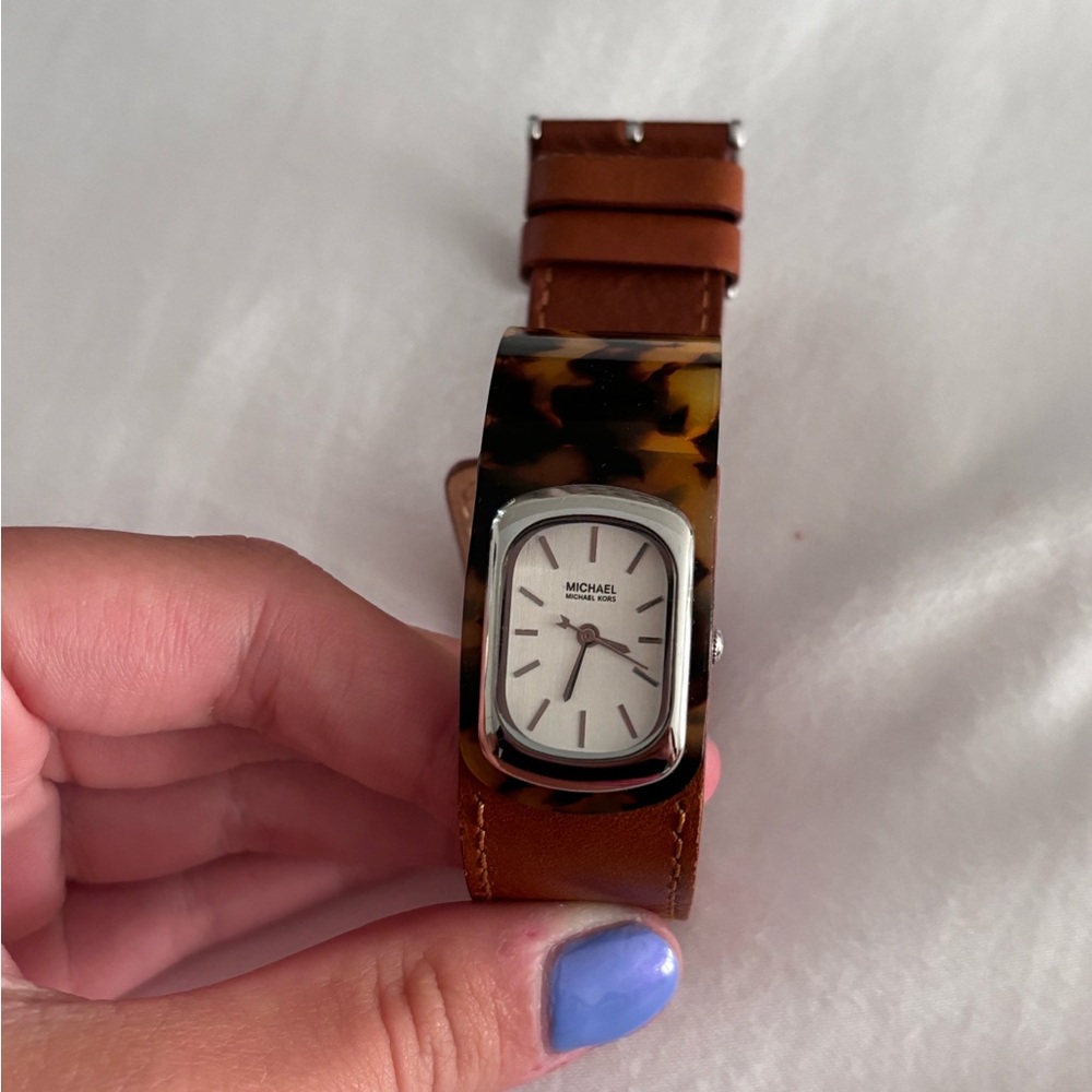 Michael Kors women’s oval wrist watch